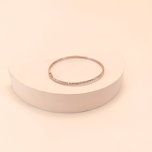 2025_11_02_17_38_IMG_3407 دستبند سفید - تصویر 1