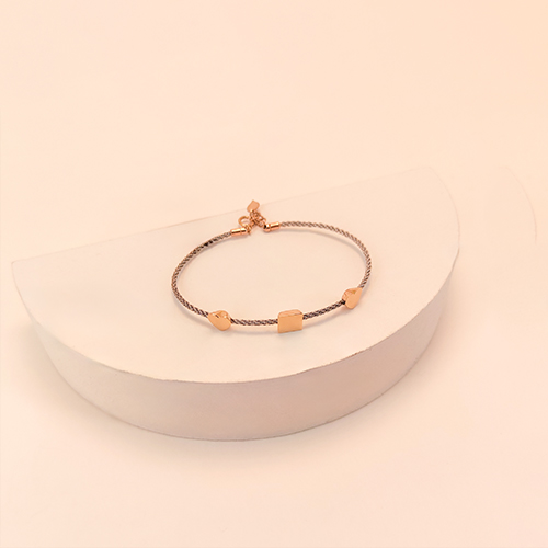 دستبند زنانه دستبند زنانه